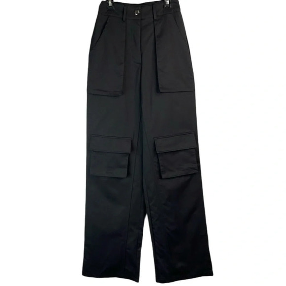 PRETTYLITTLETHING NWT Black Twill Pocket Detail High  Waist Cargo Pants Size 0 - Picture 4 of 12